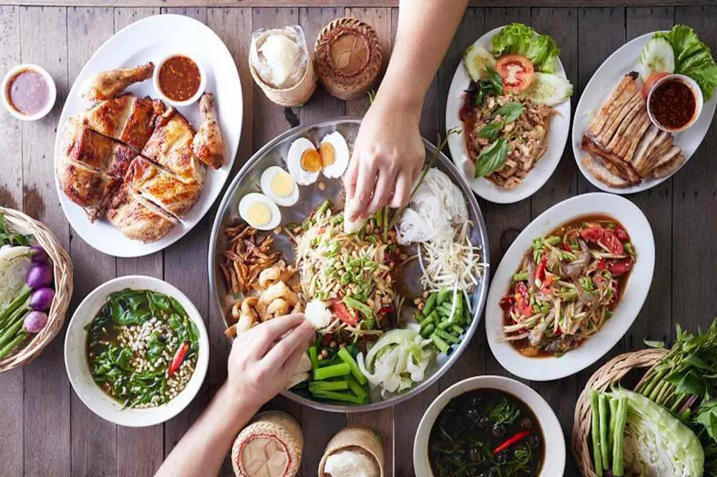 Authentic Thai food and Som Tam at Somtum Baan Suan Pattaya
